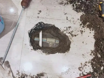 乌拉特前测漏水电话